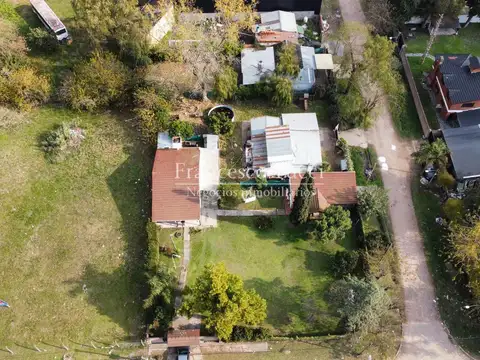 Casa 3 ambientes con 2 baños