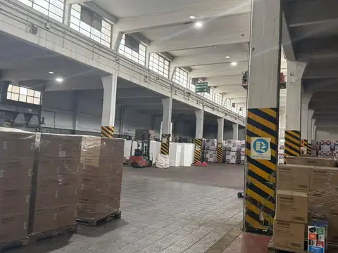 Depósito de 4.422 m2 cubiertos en Alquiler - La Tablada