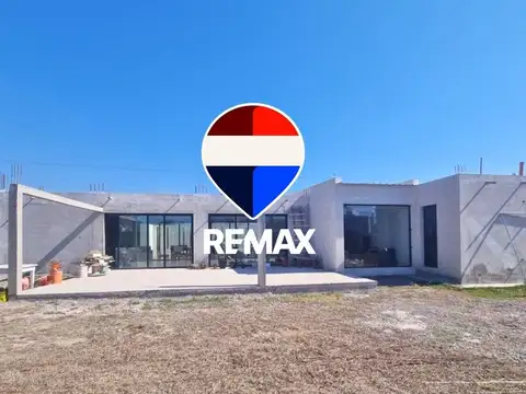 CASA 2 DORMITORIOS VENTA  LA FIDELINA 307 M2