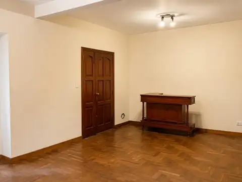 Casa en Alquiler en Bella Vista, $ 1.800.000