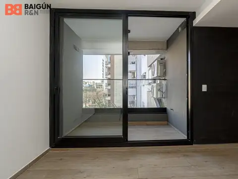 3 ambientes en venta en Flores