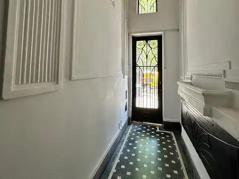 Bernardo de Irigoyen e/ Calvo Calvo y Humberto 1°