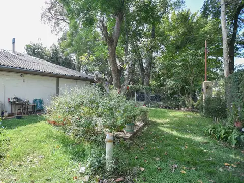 CASA VENTA CITY BELL A RECICLAR TERRENO EN ESQUINA