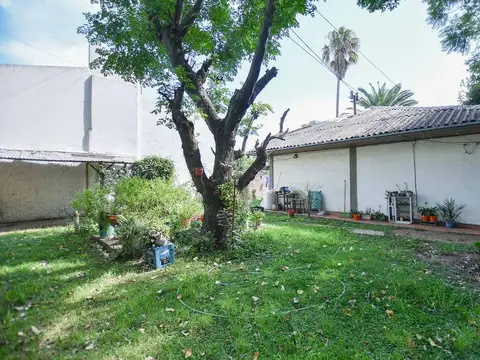 CASA VENTA CITY BELL A RECICLAR TERRENO EN ESQUINA