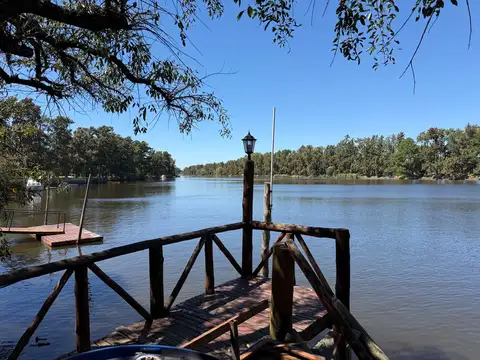 Casa 4 ambientes con 6 baños