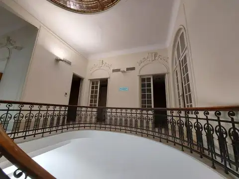 Oficina en alquiler en Microcentro - 500 m2 cubiertos de est