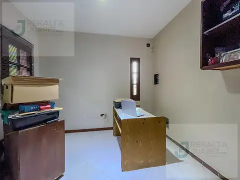 Casa 7 ambientes con 4 baños