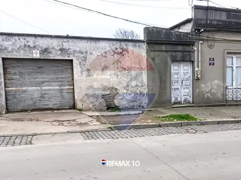 CASA EN EXELENTE PUNTO DE LA CIUDAD