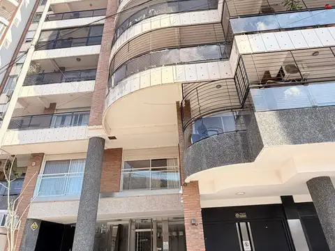 Vivi el Rio : Avenida Wheelwright 1727 Piso Exclusivo.