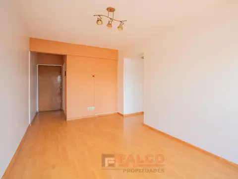 Departamento en Venta en Flores, USD 85.000