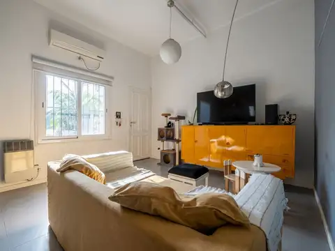 Depto Tipo Casa en Venta 45 años