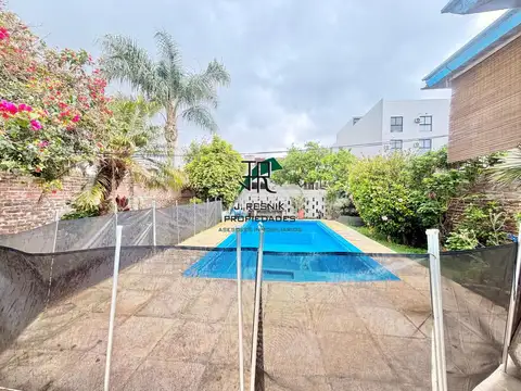 Depto Tipo Casa en Venta de 4 ambientes