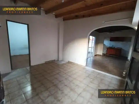 Depto Tipo Casa 5 ambientes con 2 baños