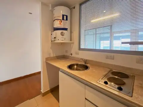 Oficina 3 ambientes con 1 baño