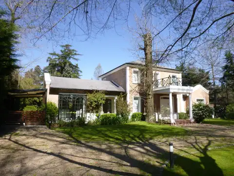 Casa en venta en Golf Club Argentino - 4 dormitorios