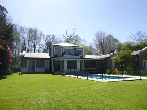 Casa en Venta de 4 dormitorios