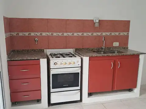 Casa en Alquiler con 1 cochera