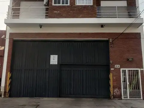 Venta 1 Espacio guardacoche cubierto. Ramos Mejía