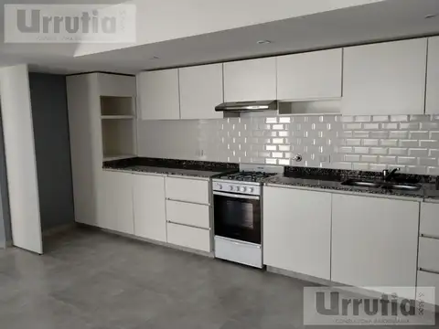 Depto Tipo Casa 4 ambientes con 2 baños
