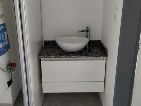 Depto Tipo Casa en Alquiler con 2 cocheras