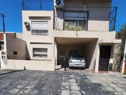 CASA PH AL FRENTE CORDERO 5700 WILDE