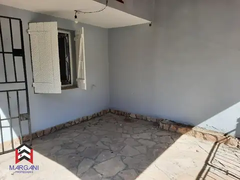 Casa en Alquiler en Lomas del Mirador, $ 700.000