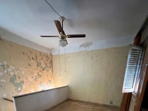 CASA EN VENTA 3 DORMITORIOS EN BARRIO ARROYITO