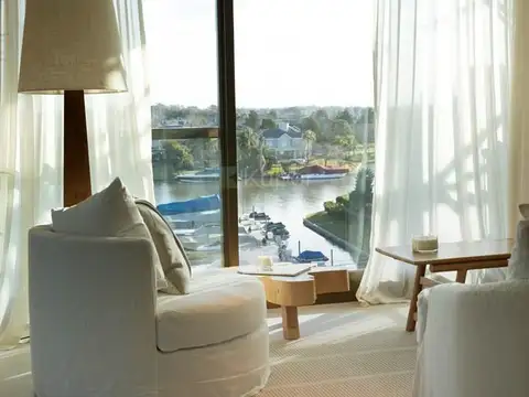 Av. del Puerto al 600 600