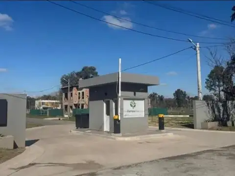 Terreno En Barrio Pampa M15v