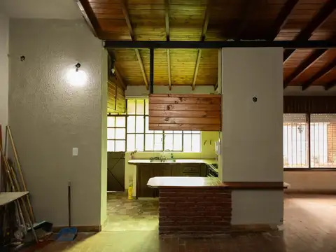 Depto Tipo Casa en Alquiler de 2 dormitorios
