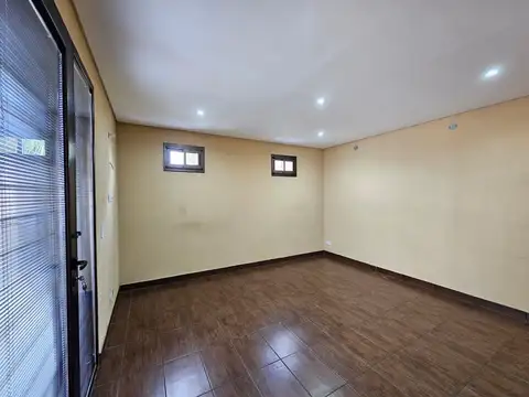 Depto Tipo Casa en Alquiler de 2 dormitorios