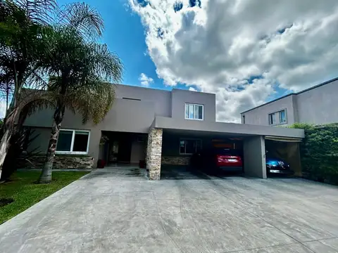 Casa Chalet  en Alquiler en Ayres Plaza, Pilar, G.B.A. Zona Norte