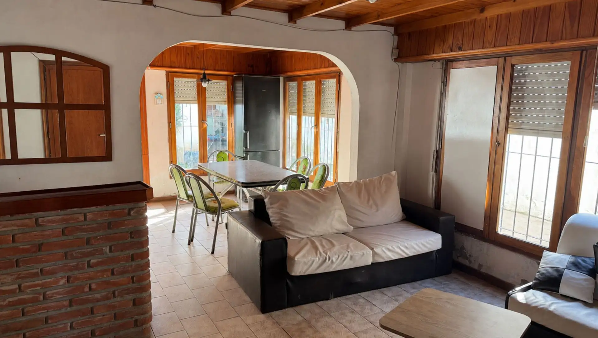 VENTA CASA 4 AMB CON QUINCHO GALPON Y JARDIN
