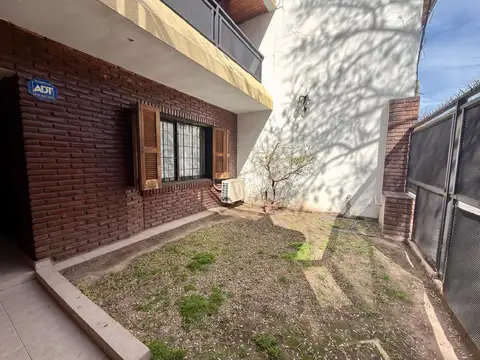 Casa en Venta en Villa General Mitre, USD 350.000