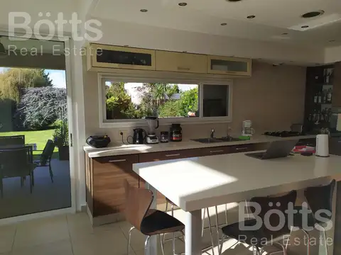 Casa en Venta de 5 dormitorios