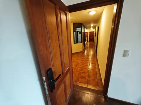 Departamento 5 ambientes con 1 baño