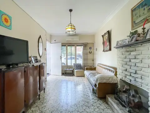 Casa en Venta con 1 cochera
