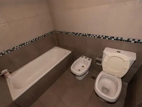 Departamento en Alquiler con 1 cocheras