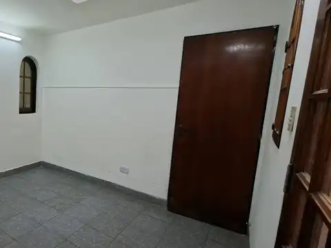 Depto Tipo Casa en Venta 35 años