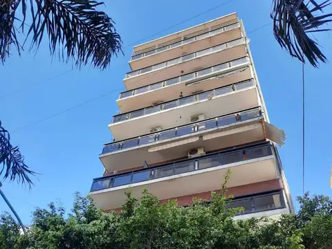 Venta dpto 2 ambientes en pleno Lanús centro!