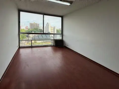 OFICINA ALQUILER  47 M2 FRENTE MUNICIPALIDAD SAN MARTIN