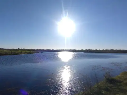 Lote a la laguna en Venta en Barrio Amarras, Puertos del Lago