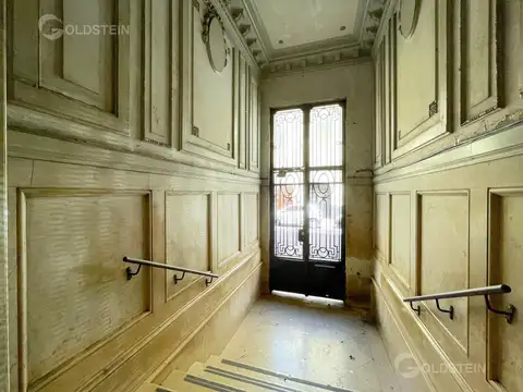 Depto Tipo Casa en Venta de 5 ambientes