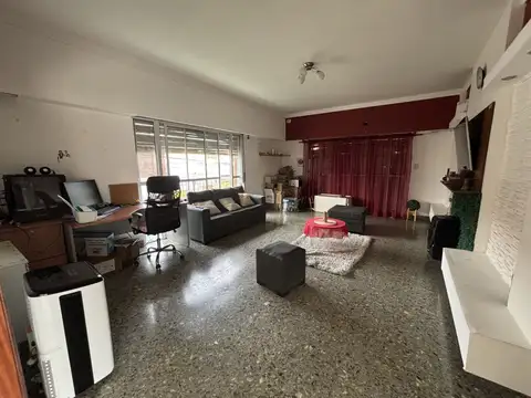 Depto Tipo Casa en Venta en Ramos Mejia, USD 95.000