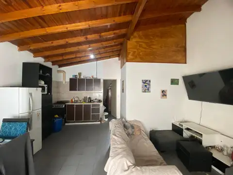 ALQUILER PH 2 AMBIENTES