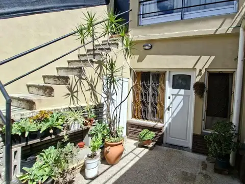 Depto Tipo Casa en Venta de 4 ambientes