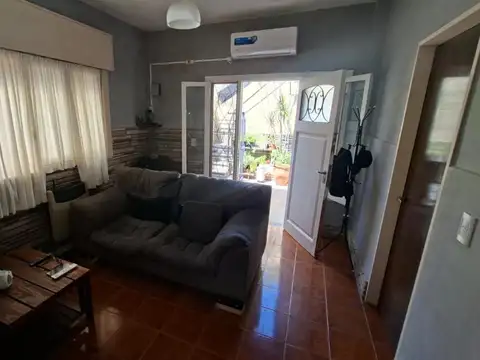 Depto Tipo Casa en Venta en Caseros, USD 89.000