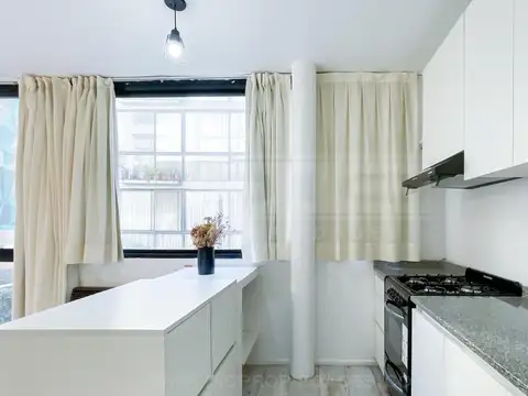 Departamento en Alquiler en San Isidro Vias / Rolon, $ 750.000