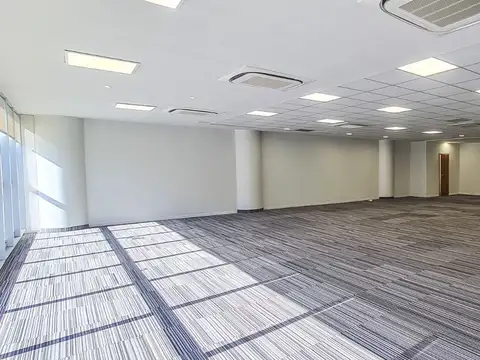 Oficina en Venta con 1 cochera