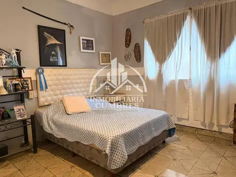 Casa esquina en venta en Pasaje Torino